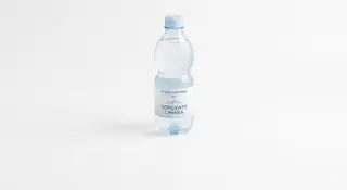 Acqua naturale