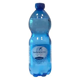 Acqua mezzo litro frizzante