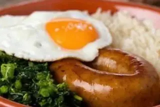 Alheira de Caça com Ovo à Cavalo e Batata Frita (Cabaz Alfaia)