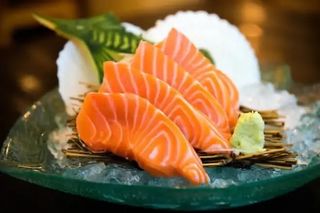 B7. Sashimi de Salmão