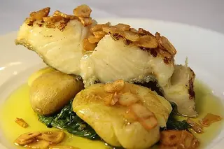 Bacalhau à Lagareiro com Batata e Legumes