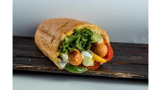 Багет с колбасками (400г)