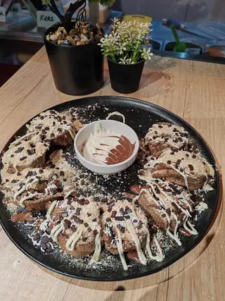 Banana sushi