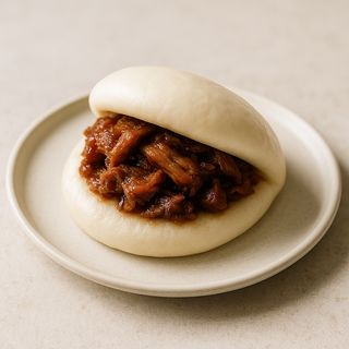 Bao con ripieno di maiale