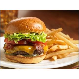 Beef Burger With Chips