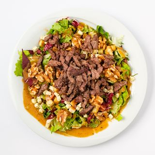 Salata biftek