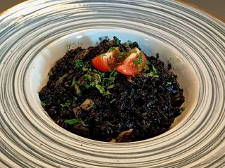 Risotto cuttle fish with prawns