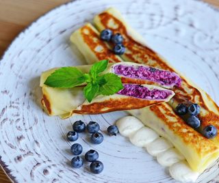 Блинчики сама лепила творог-черника(1кг)