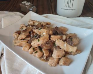 Bocconcini di pollo ai funghi porcini e tartufi