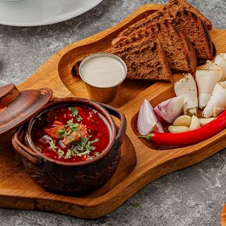 Красный борщ/ Borș Roșu