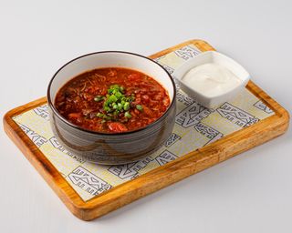 Борщ с рванным мясом (550г)