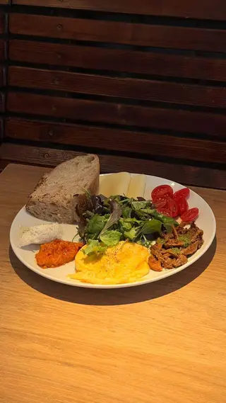 Breakfast set with mushrooms