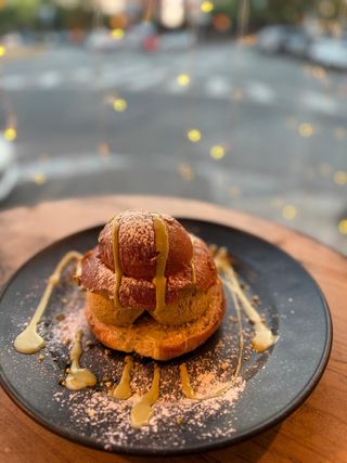 Brioche gigante con il pistacchio