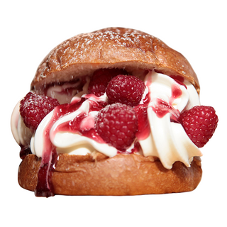 Brioche siciliana con gelato