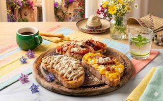Tris di bruschette romane