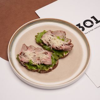 Брускетта ростбиф (300 г)