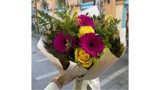 Buket u kontrast bojama