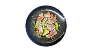 Steak salata