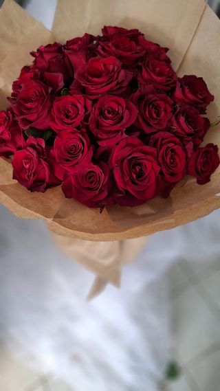 Buket 21 ruža crvena