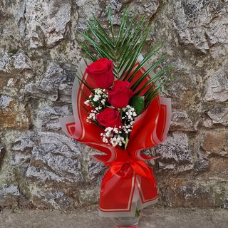 Buket sa tri crvene ekvador ruže