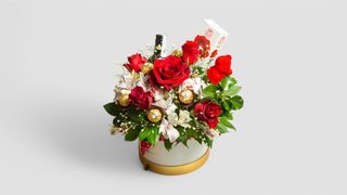 Flower box sa kombinacijom cveća i medom