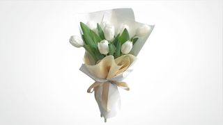 Buket od od devet belih lala