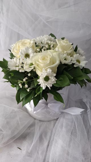 Box mix cveća belo