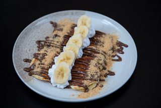 Nutella, plazma, šlag, banana