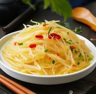38. Kiselo-ljuti krompir (酸辣土豆丝)