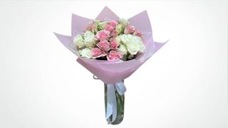 Buket od pet mini ruža mix (belo-roze)