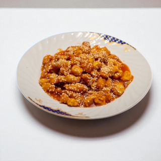 59. Pileći komadići sa susamom (芝麻鸡丁)