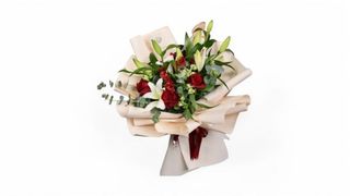 Buket ljiljana i ruža