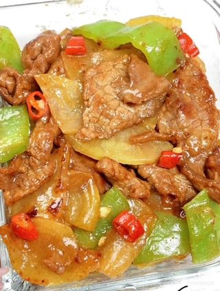 82. Teletina sa krompirom (土豆牛肉)