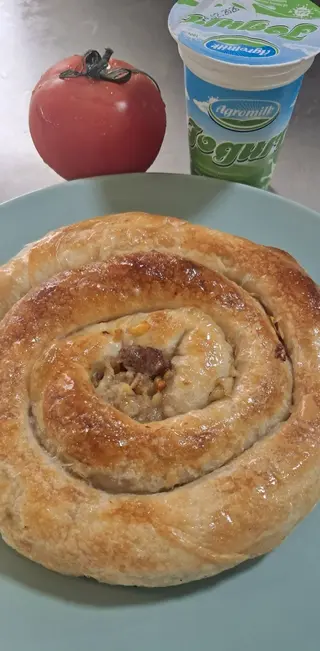 Burek sjeckani