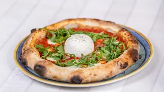 Pizza Burrata Napolitana 
