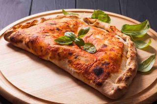 Calzone farcito con ricotta