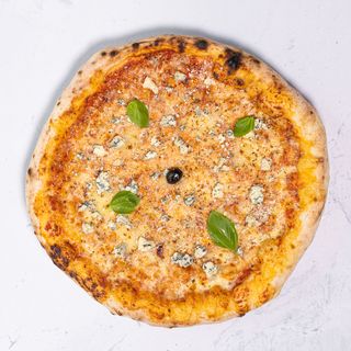 Pizza Cheesus Christ quatro formagio