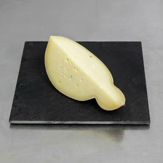 Caciocavallo in grotta 400 g