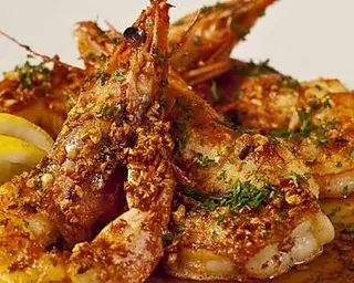 Camarão Frito ao Alhinho com Arroz Seco e Salada