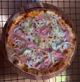 Pizza Capricciosa 24cm