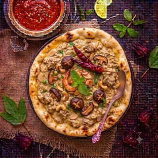 Naan Kashmiri