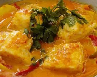 Cataplana de Bacalhau com Batata e Pão Frito