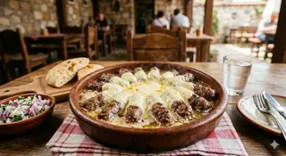 Ćevapi u kajmaku
