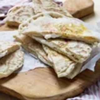 Cheese naan