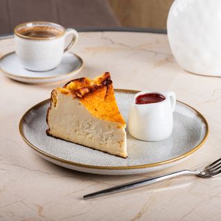 San sebastian cu topping de fructe