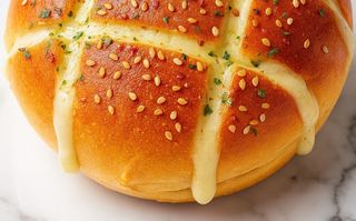 Cheesy garlic bun