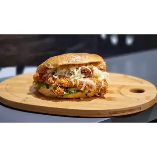 Cheezy Zinger burger