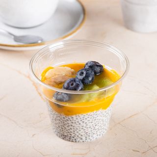 Desert budincă chia cu mango