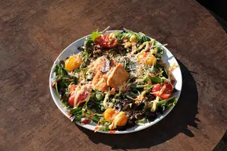 Chicken crispy salad 