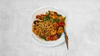 Chinese seafood fried noodles